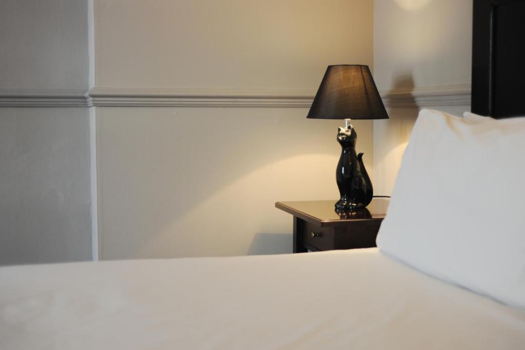 The Crown Hotel 프램링엄 객실 사진